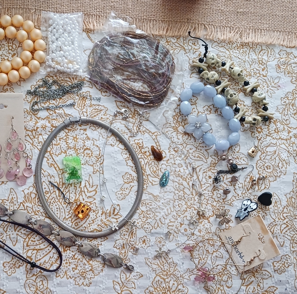 Repurpose Jewelry Mix Plus 10 New Charms - Picture 2 of 3
